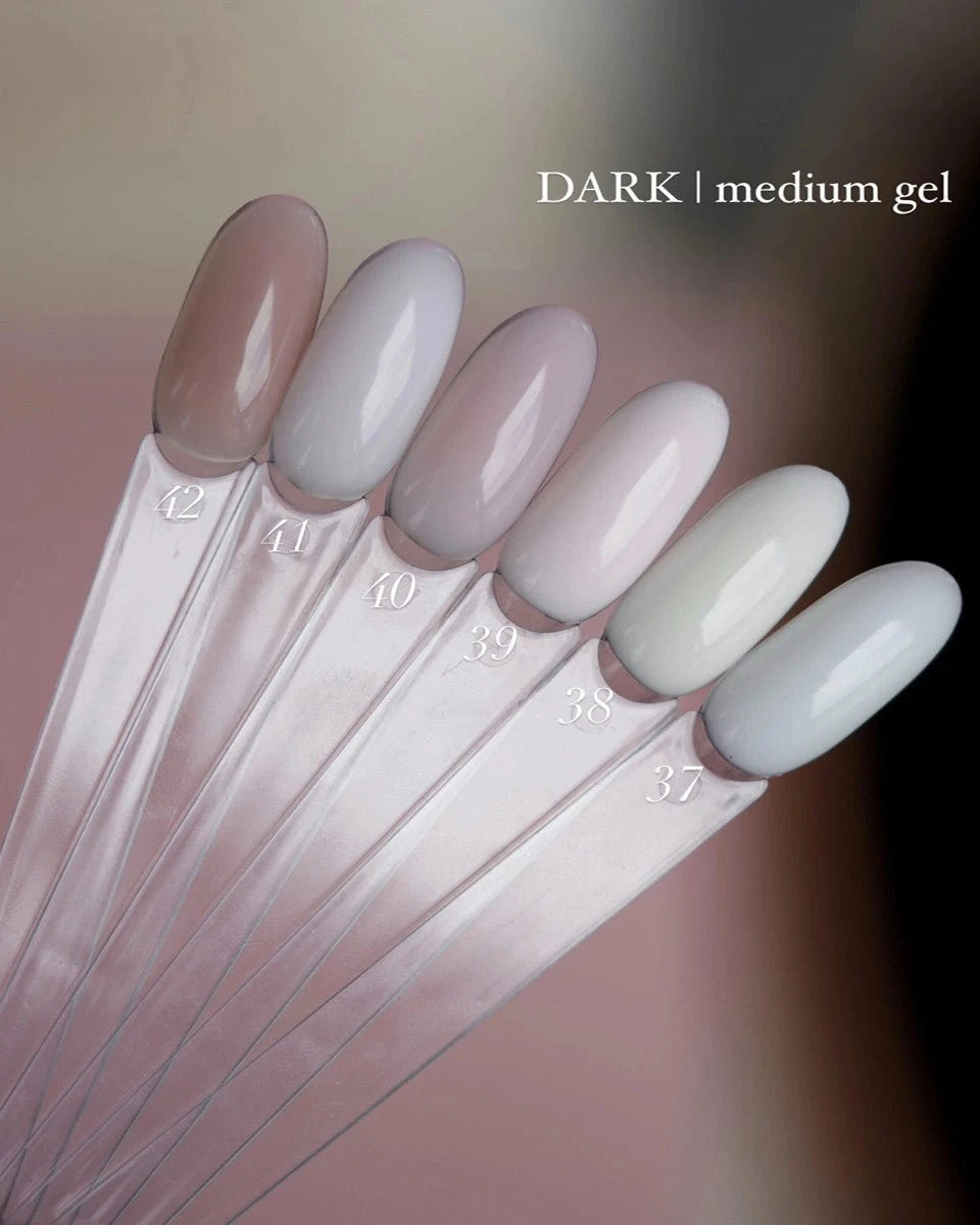 DARK Medium Gel 42, 30ml - SimDi Beauty