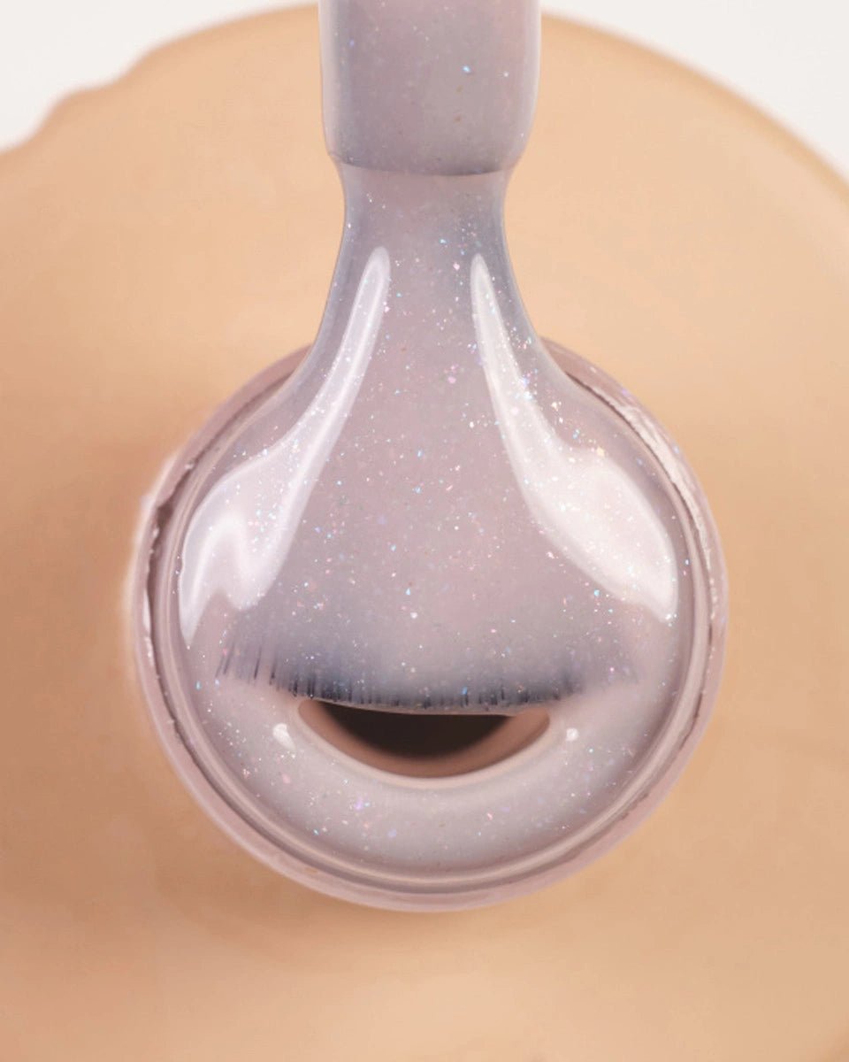 DARK Pro Base Gel in een zachte paarse tint met glitters voor een professionele afwerking