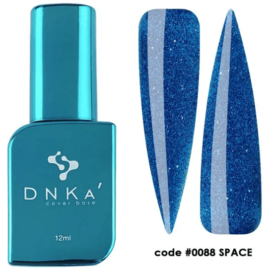 DNKa Cover Base biab blauw glanzende biab flacon en voorbeelden met glitter effect