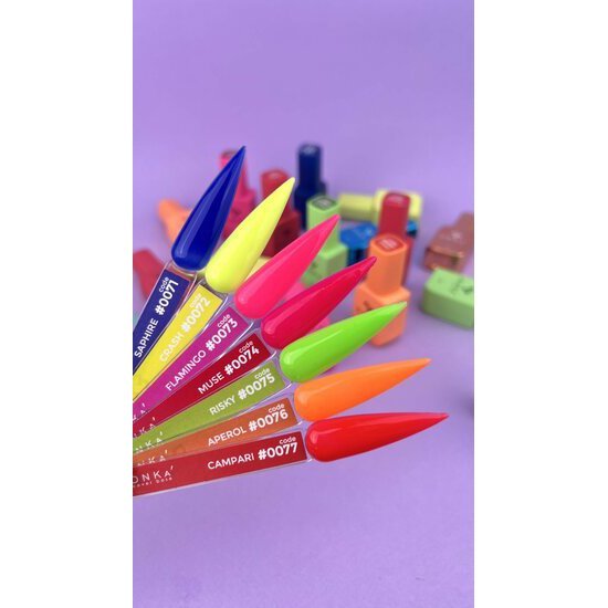 DNKa Cover Base Campari felle neon nagellak stalen set met verschillende kleuren