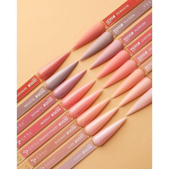 Nagelgroothandel producten van DNKa met verschillende roze en nude stalen zonder TPO