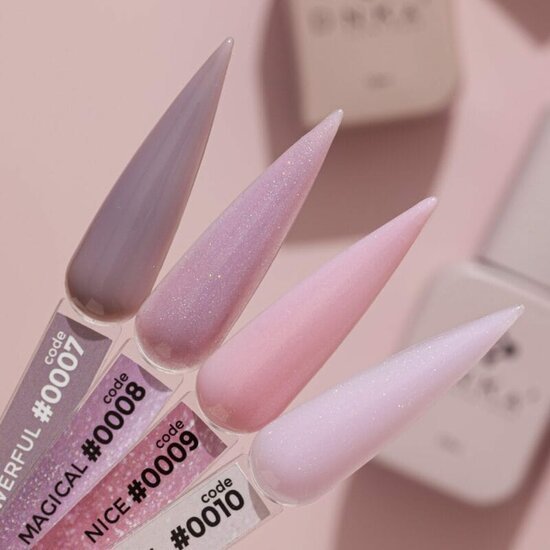 TPO vrije nagelproducten DNKa met vier verschillende zachte kleurstalen voor nagelstyling