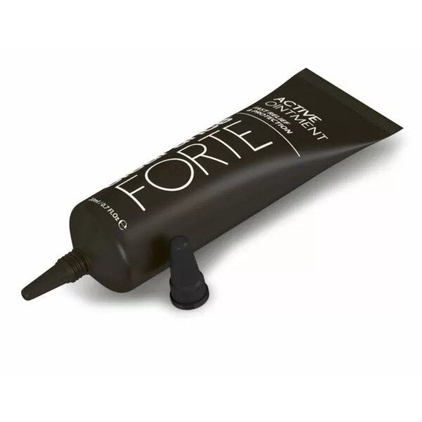 FORTE Active Ointment nagelverzorging in zwarte tube met handige applicator voor optimale verzorging