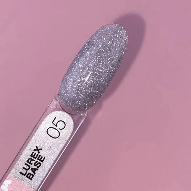 LUNA Lurex Base in kleur 05 met glinsterende afwerking voor stijlvolle nagelstyling