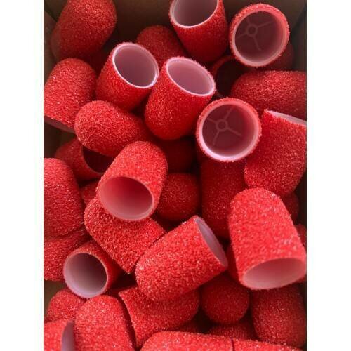 Rode wegwerp pedicure bitjes 13mm in een doos voor professionele nagelverzorging