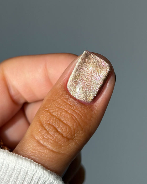 DARK Gellak Cat Eye 32 - 6ml