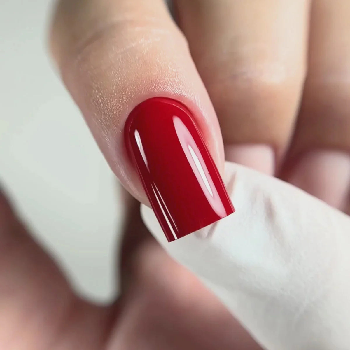 Top Coat RED HEMA/TPO Vrij - 8ml Trendy Nails - SimDi Beauty
