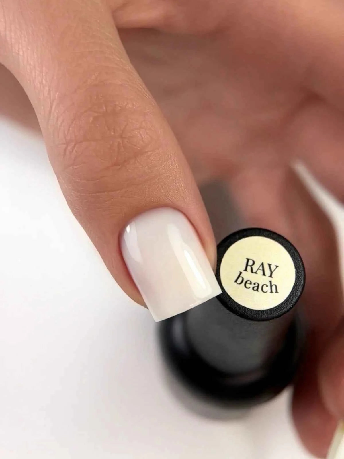 Builder Gel in a Bottle BEACH RAY 15ml, Trendy Nails