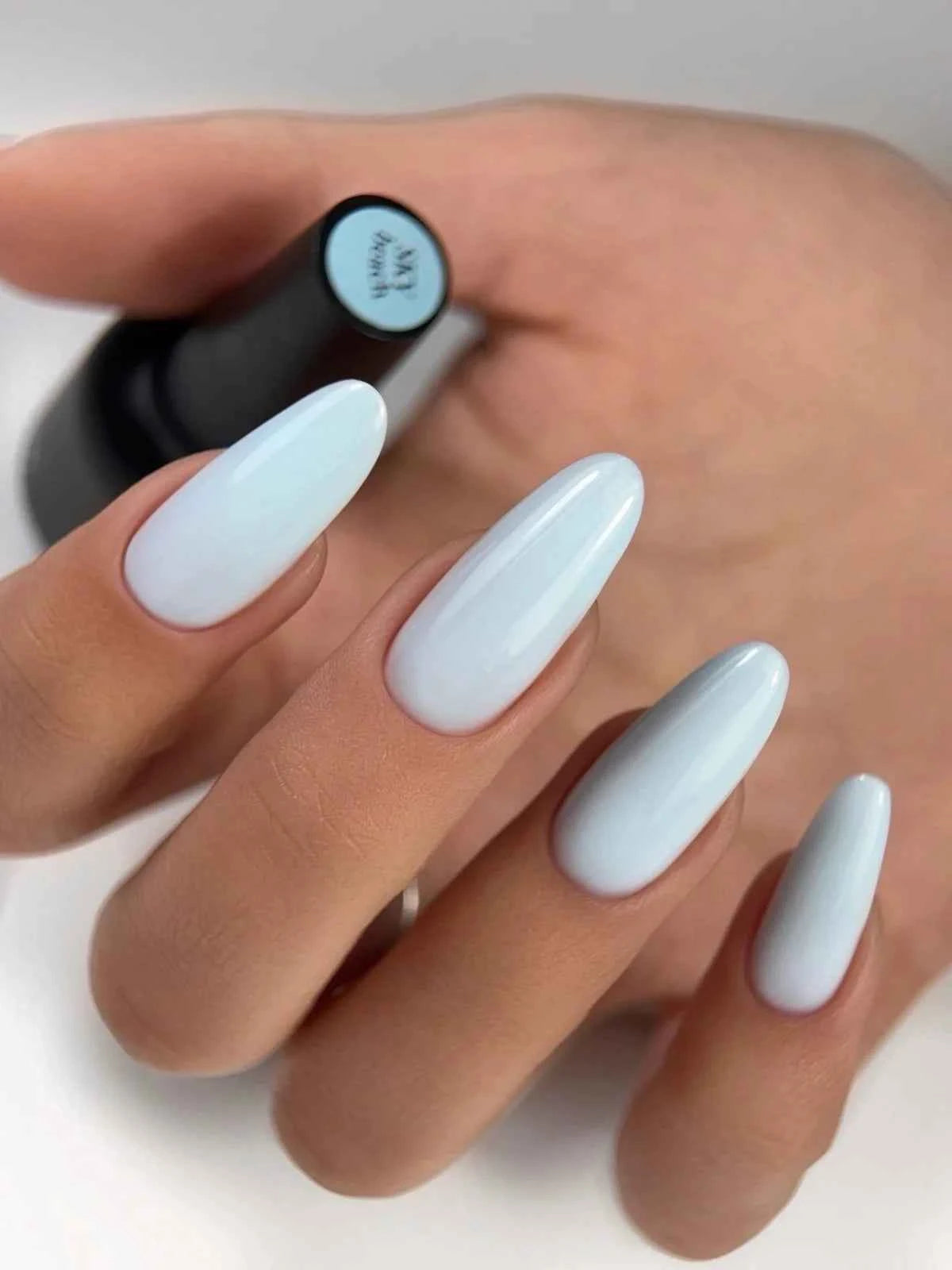Builder Gel in a Bottle BEACH SKY 15ml, Trendy Nails