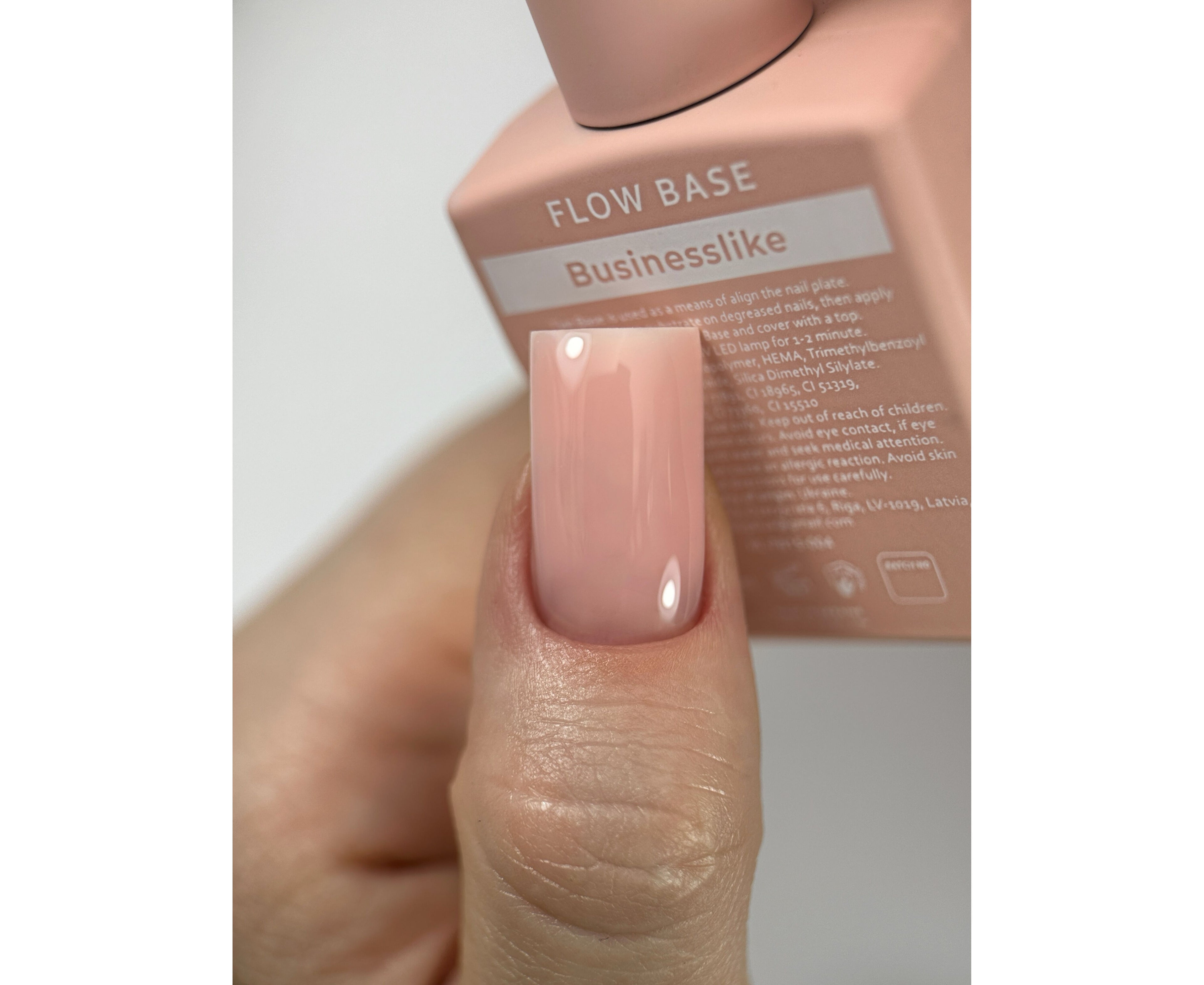 HEYLOVE Flow Base BUSINESSLIKE, 15ml - SimDi Beauty