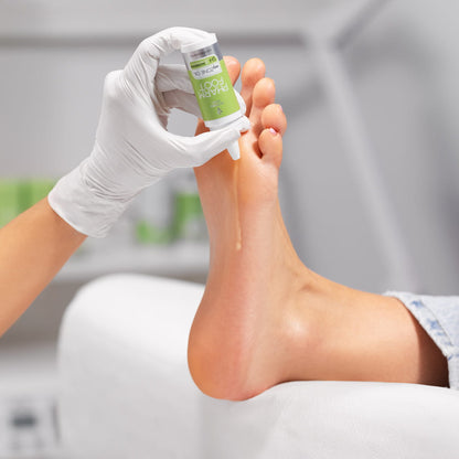 PHARM FOOT oxyZONE OIL 15 ml – Intensive Nail Oil with 75% Ozone Oil and Dragon’s Blood