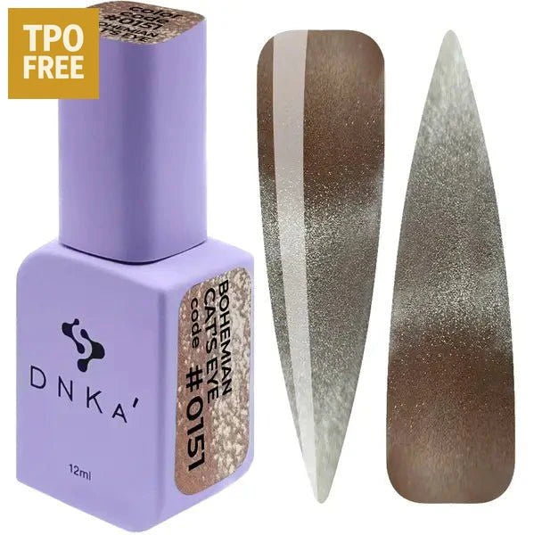 DNKa gellak cat eye effect nagellak in lavendelkleur met metallic glans en streepeffect