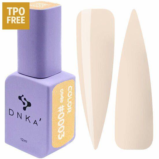 Paars flesje gellak zonder TPO DNKa met kleurcode 0003 en twee nagelstalen in beige tint