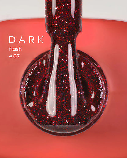 DARK gellak donker rood met glitters voor een glamoureuze manicure
