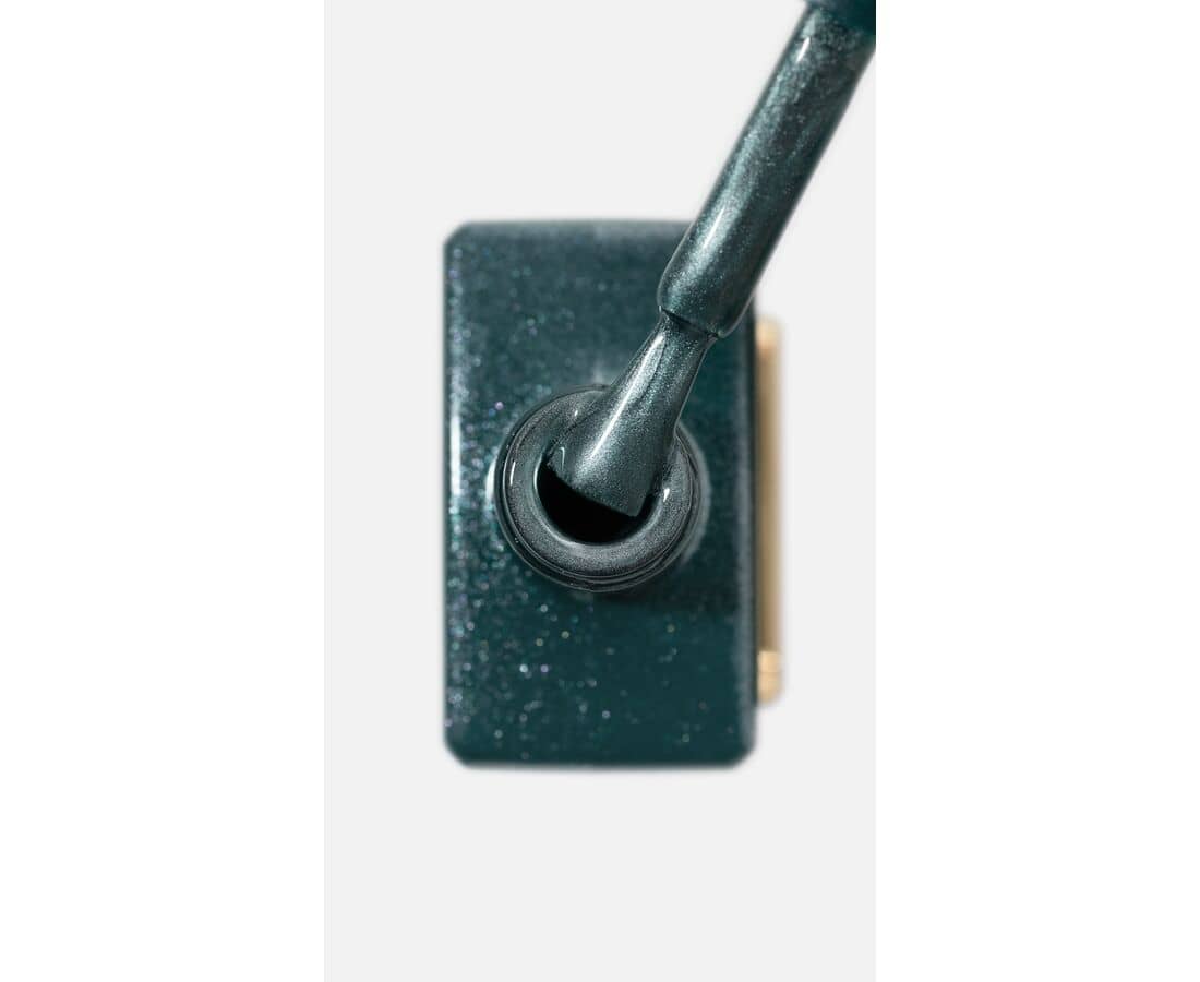 HEYLOVE cat eye gellak twill in donkergroen voor het creëren van schattige nagels