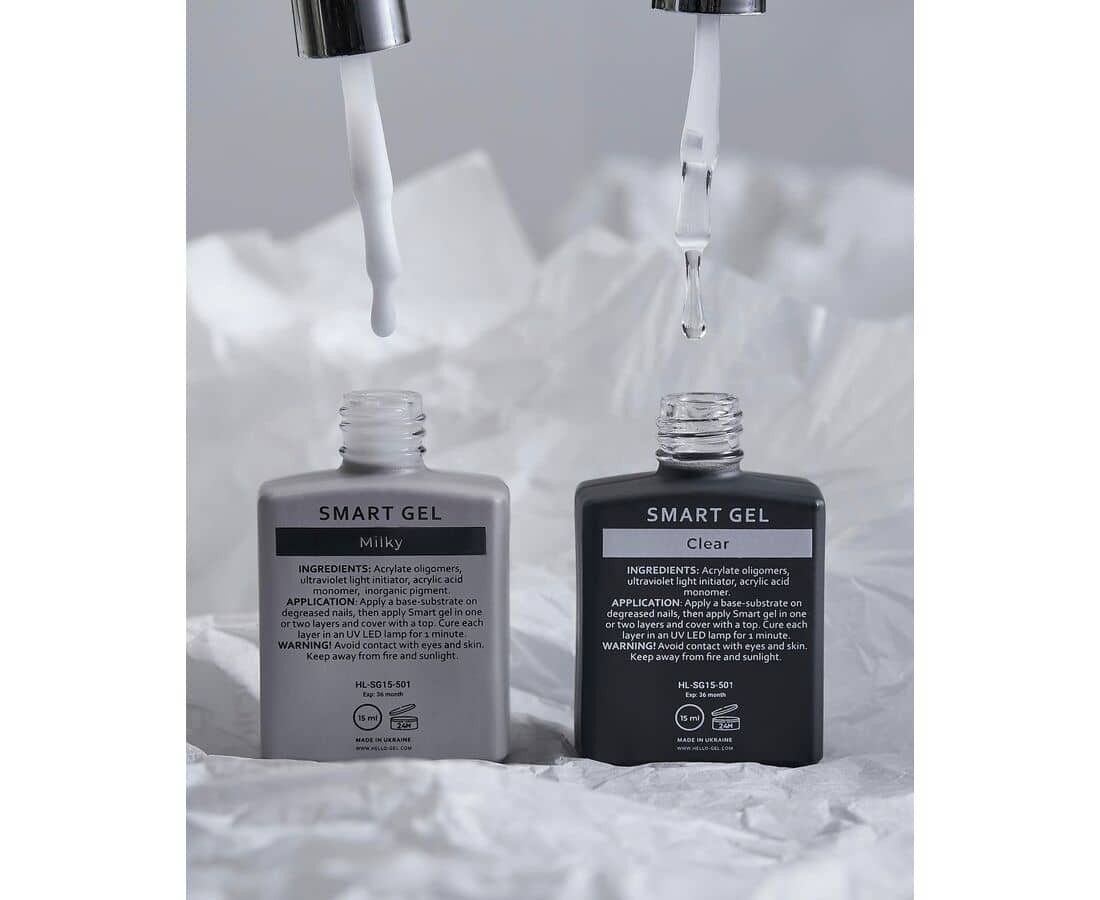 HEYLOVE builder gel clear in een handige fles voor nagelversteviging