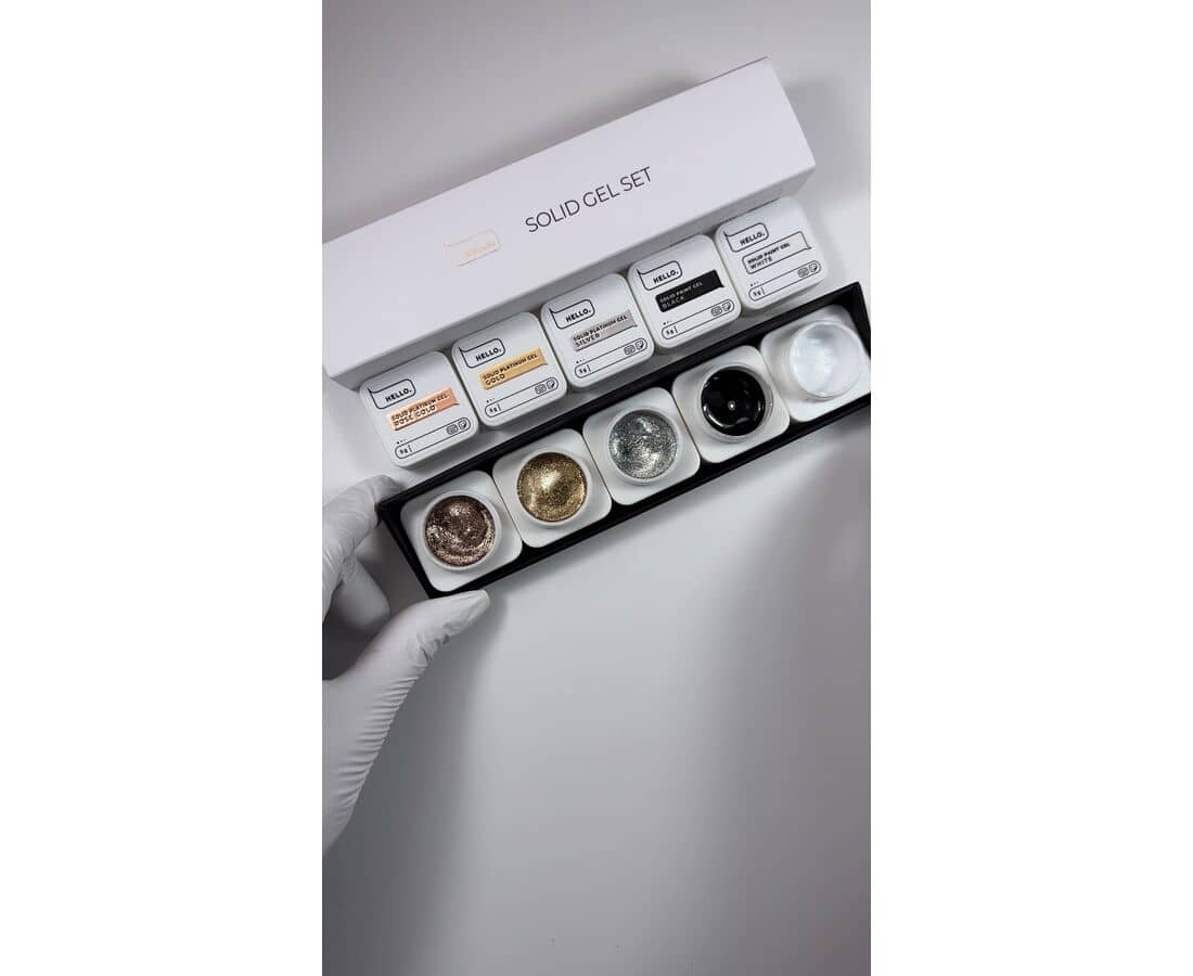 HEYLOVE solid paint gel zwart in een set met verschillende kleuren voor nagelkunst
