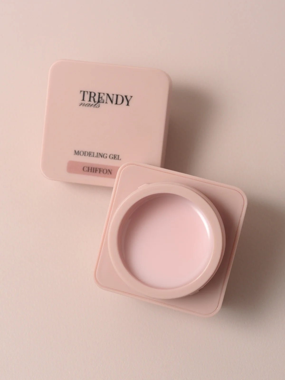 Trendy Nails Gel Chiffon Modeling Gel in een roze verpakking voor nagelstylings
