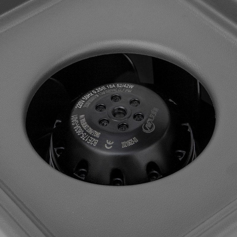 Detail van ULKA manicure stofafzuiging met HEPA filter voor effectief stofvangen tijdens manicurebehandelingen